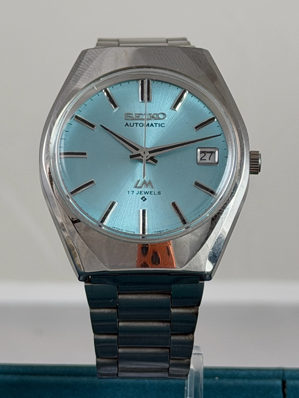 Vintage Seiko Automatic Men’s Watch Light Blue Dial Running